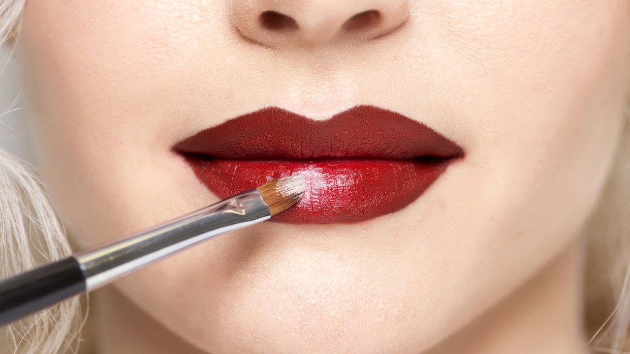 Marilyn Monroe's Crazy Lip-Contouring Trick 1429203791-syn-21-1429119876-mcx-lips-4
