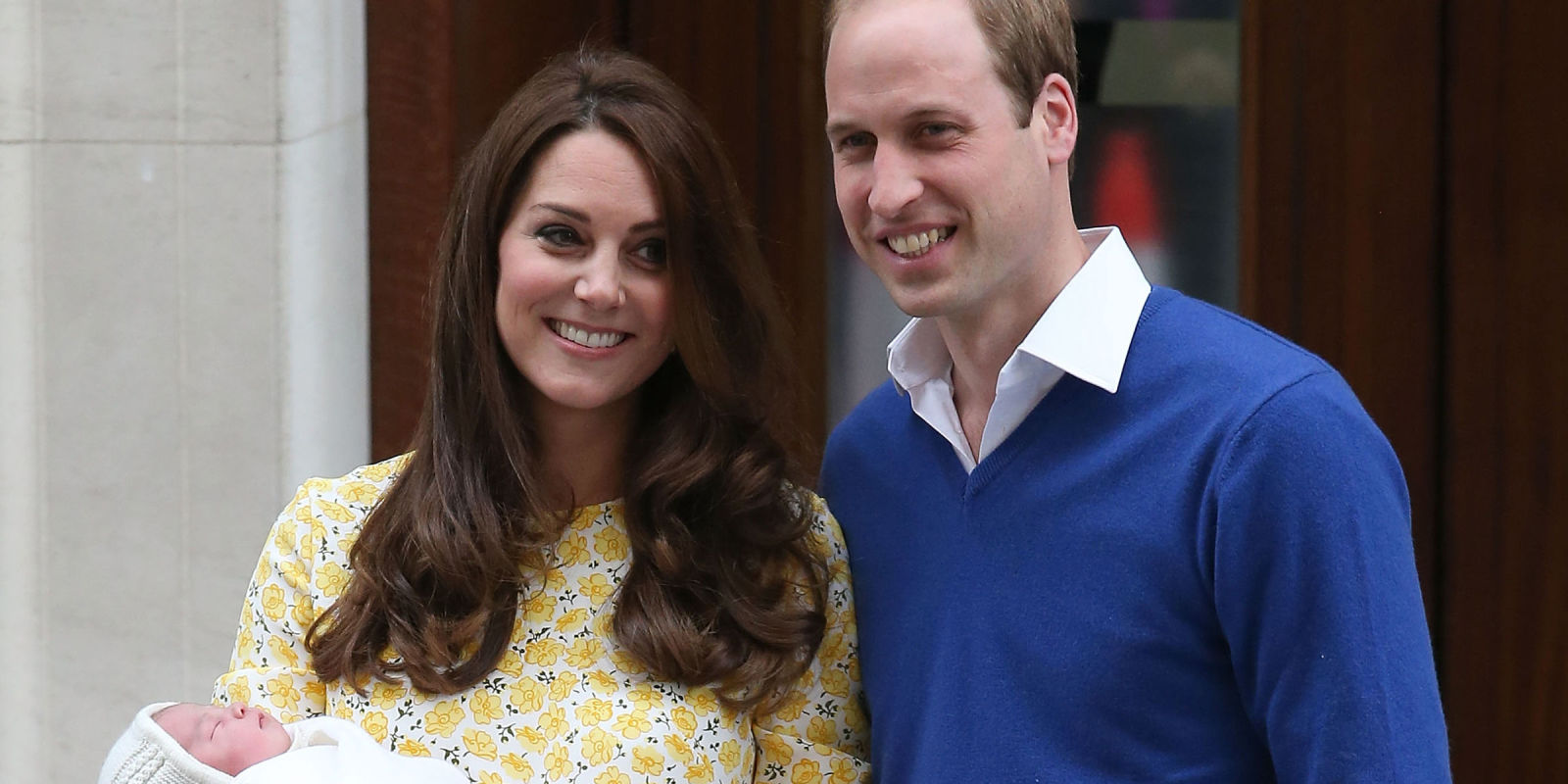 First Photo of the Newborn Princess of Cambridge Duchess of Cambridge