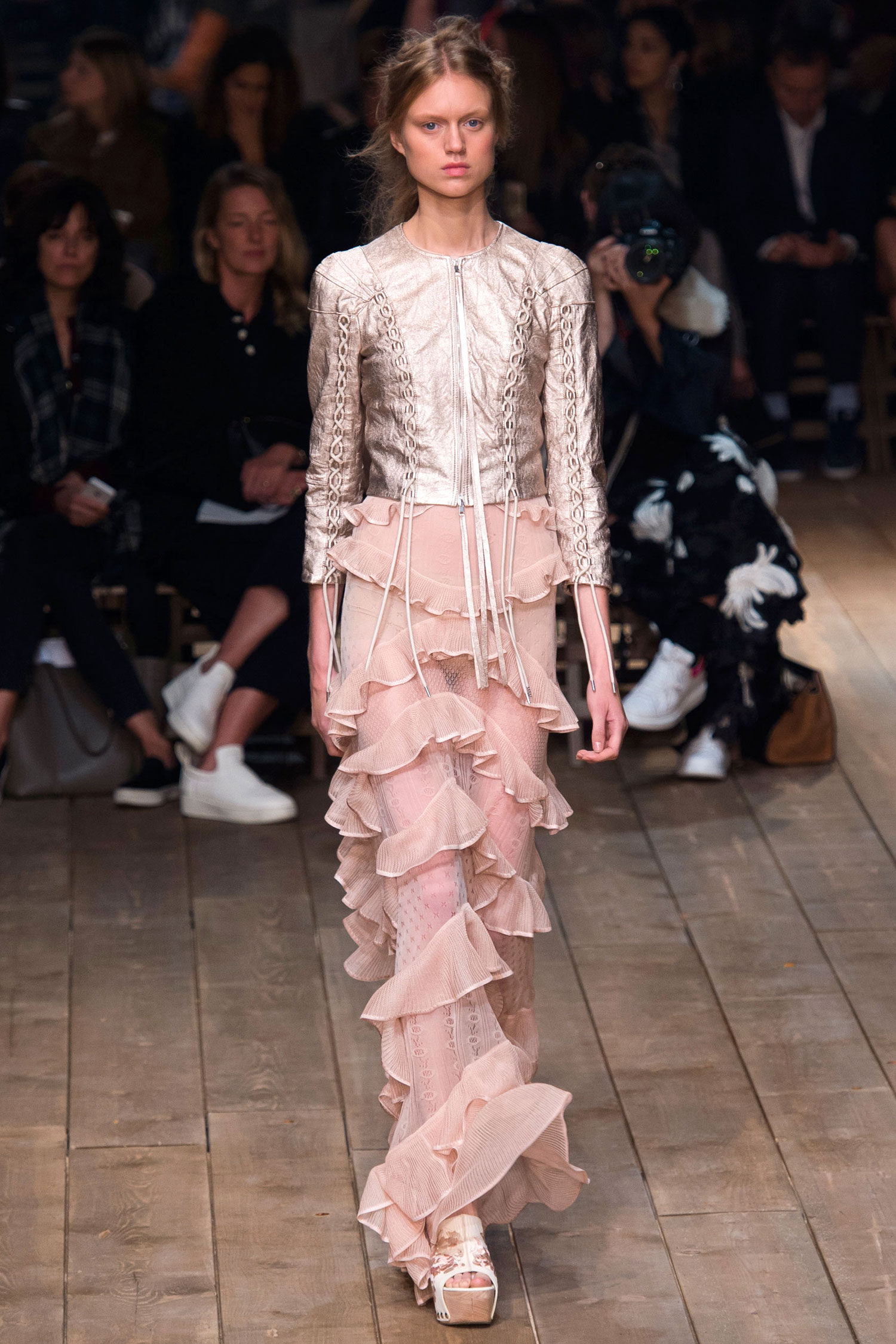 Best Runway Fashion at Paris Fashion Week Spring 2016 Paris Fashion