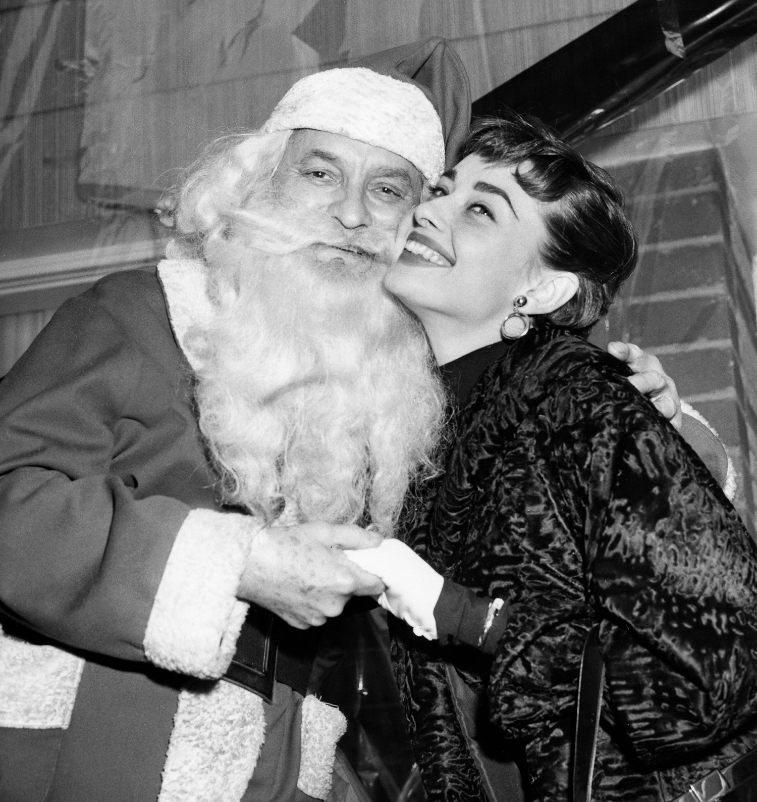Celebrities With Santa Claus - Christmas Celebrity Photos