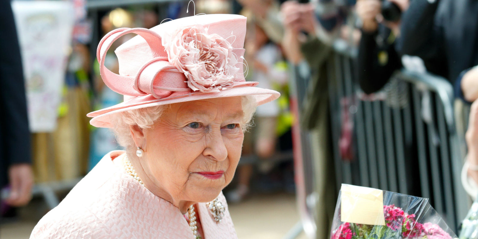 Queen Elizabeth Says 'I'm Still Alive' After Brexit Queen's Hilarious