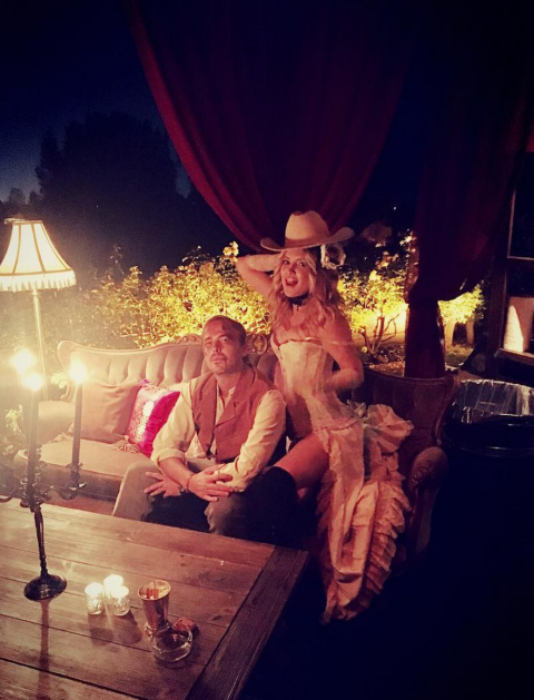 gallery-1477789539-kate-hudson.png