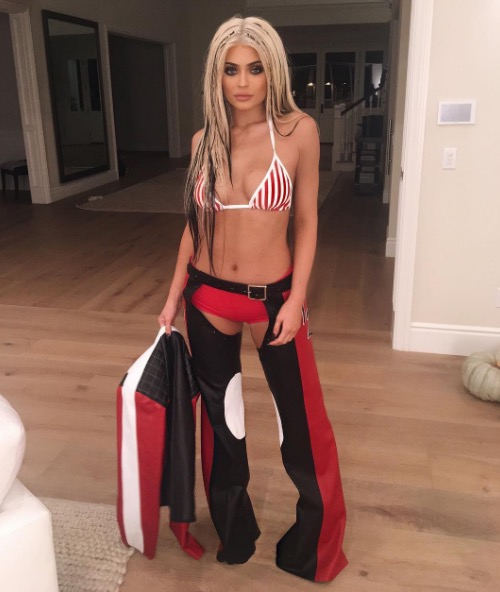 kylie-jenner-christina-aguilera.jpg