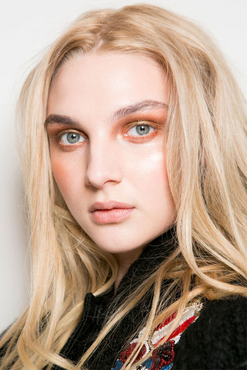 A copper smoky eye backstage at Les Copains.