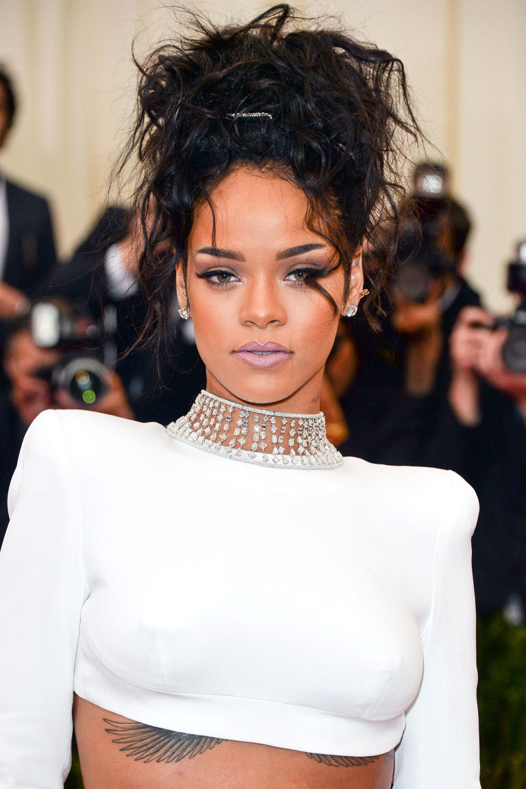 Rihanna Makeup Looks 2016 - Mugeek Vidalondon